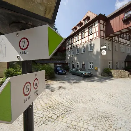 מלון Waldgasthof Wildbad Burgbernheim